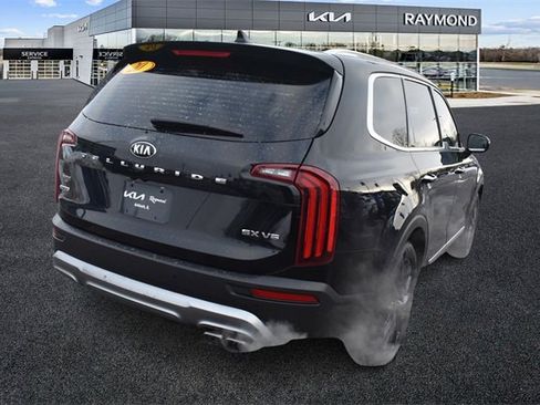 Used 2020 Kia Telluride SX image 3