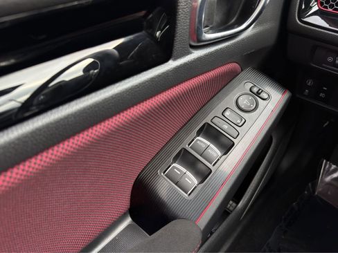 Used 2022 Honda Civic Si image 11