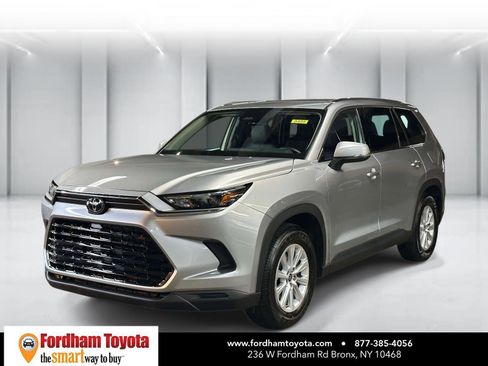 Certified 2025 Toyota Grand Highlander AWD image 7