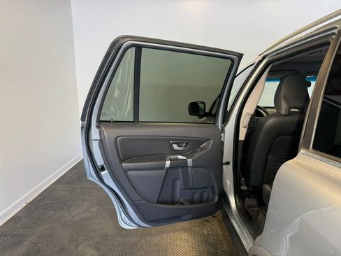 Used 2011 Volvo XC90 3.2 FWD image 22