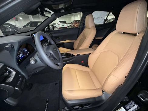 Used 2026 Lexus UX 300h AWD w/ Accessory Package (2T) image 2