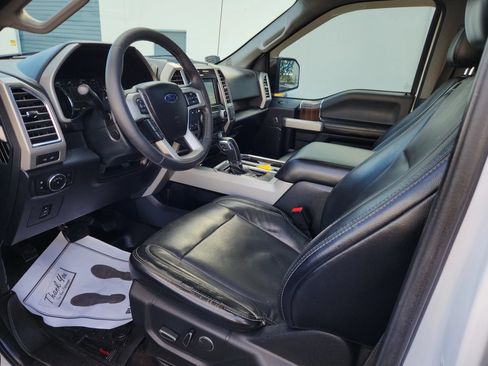 Used 2016 Ford F150 Lariat w/ Equipment Group 502A Luxury AWD/4WD image 7