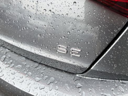 New 2026 Volkswagen Jetta SE image 8