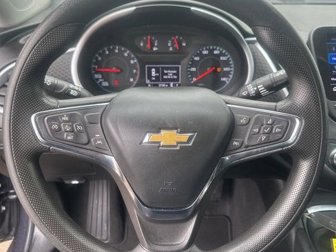 Used 2023 Chevrolet Malibu LT FWD image 19