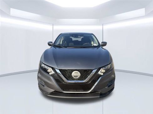Used 2020 Nissan Rogue Sport S FWD image 2