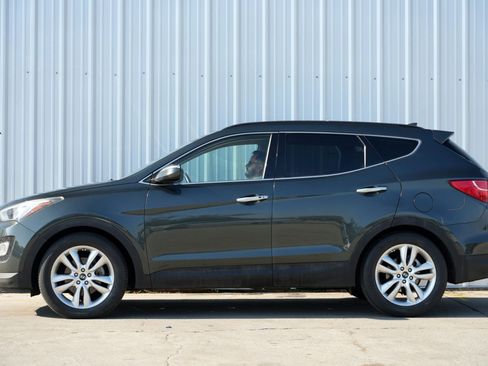 Used 2014 Hyundai Santa Fe w/ Technology Package 05 image 8