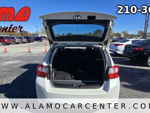 Used 2016 Subaru Impreza 2.0i Sport Premium image 28