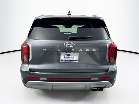 Used 2023 Hyundai Palisade Limited image 6