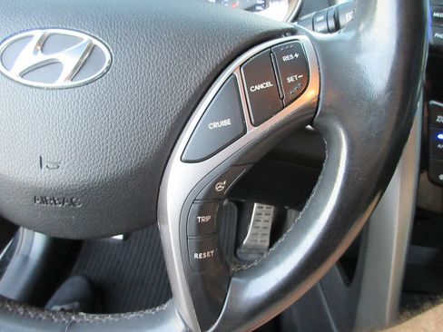 Used 2016 Hyundai Elantra GT w/ Option Group 02 FWD image 26