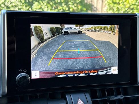 Certified 2024 Toyota RAV4 LE AWD/4WD image 18