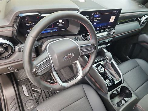 Used 2024 Chevrolet Colorado Z71 w/ Z71 Convenience Package 2 image 10