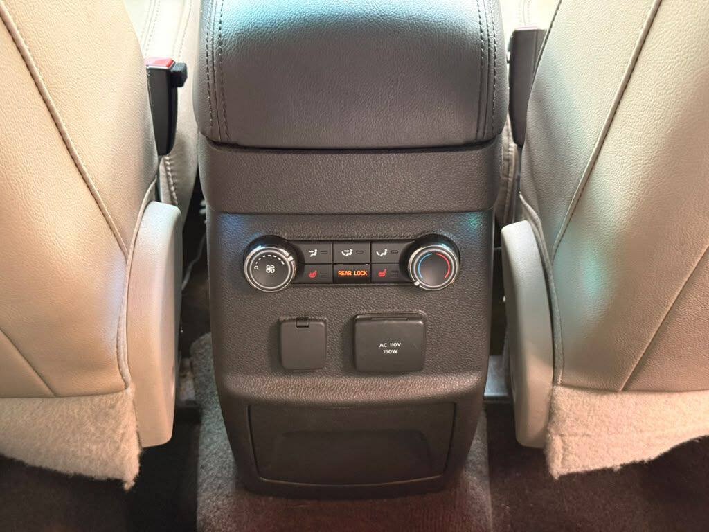 Used 2015 Ford Explorer Limited FWD image 21