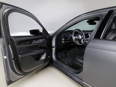 Used 2018 Cadillac CT6 Platinum image 27