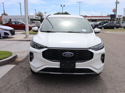 Used 2023 Ford Escape ST-Line Elite image 10