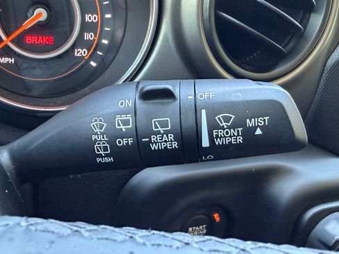 Used 2020 Jeep Wrangler Sport AWD/4WD image 29