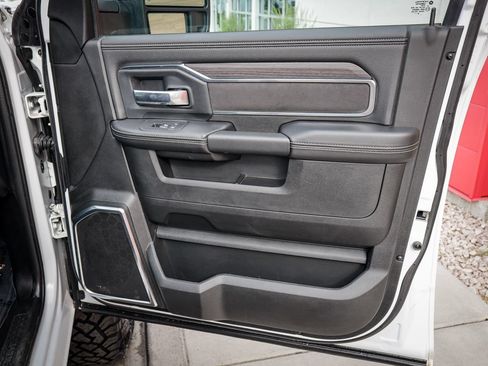 Used 2026 RAM 2500 Laramie AWD/4WD image 25