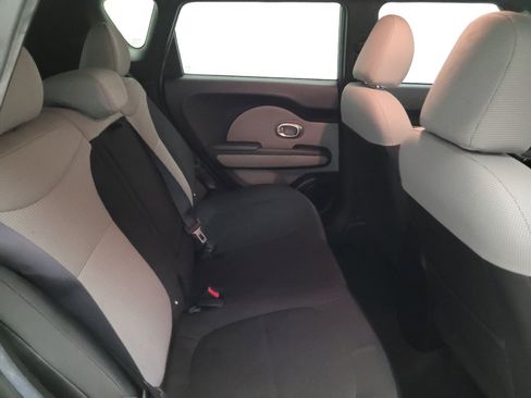 Used 2014 Kia Soul image 19