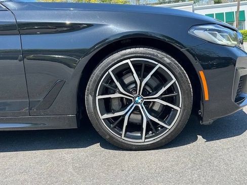 Used 2021 BMW 530i xDrive w/ M Sport Package AWD/4WD image 15