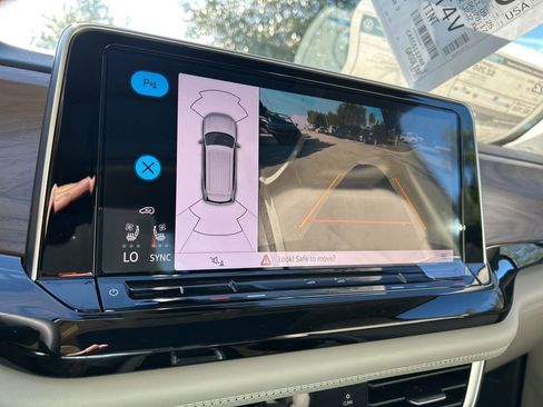 New 2026 Volkswagen Atlas SE image 36