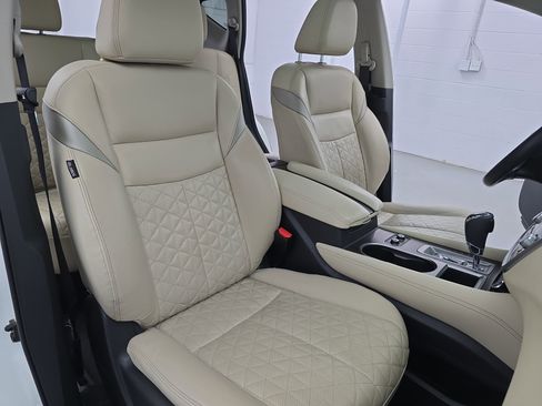 Certified 2022 Nissan Murano Platinum w/ Cargo Package AWD/4WD image 10