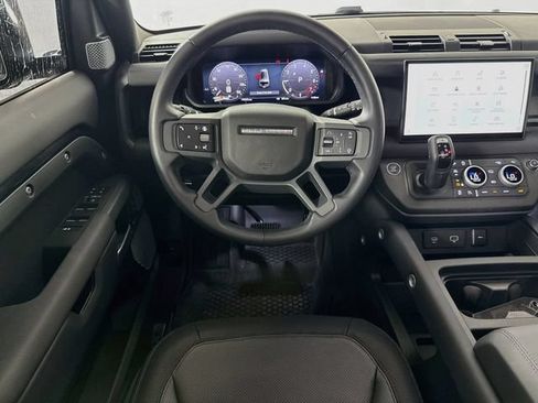 Certified 2024 Land Rover Defender 130 X-Dynamic SE AWD/4WD image 25