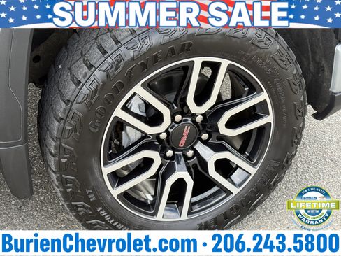 Used 2026 GMC Sierra 1500 AT4 w/ AT4 Premium Package AWD/4WD image 28