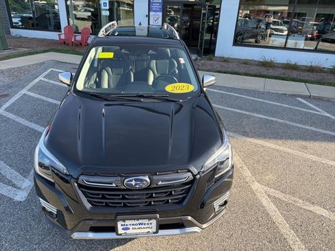 Used 2023 Subaru Forester Touring image 15