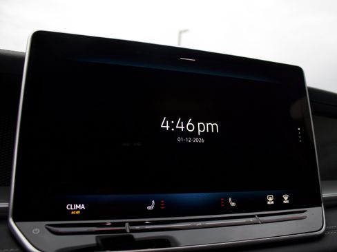 New 2026 Volkswagen Tiguan SE image 19