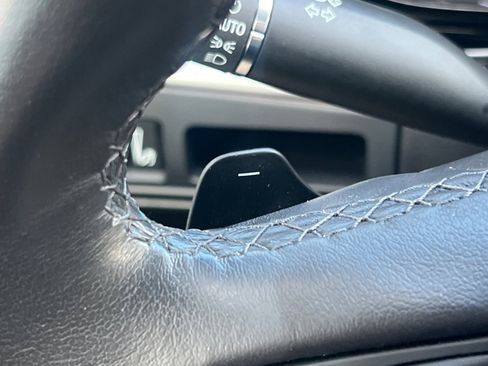 Certified 2025 Cadillac XT6 Premium Luxury image 36