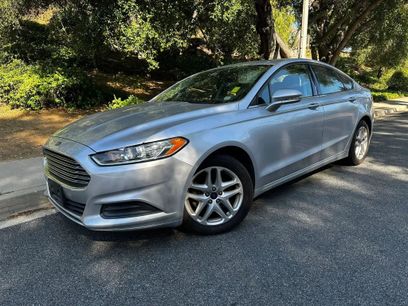 Used 2016 Ford Fusion SE