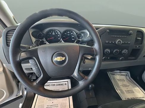 Used 2011 Chevrolet Silverado 2500 W/T w/ Snow Plow Prep Package AWD/4WD image 11