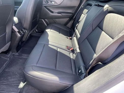 Used 2025 Chevrolet Equinox LT w/ Convenience Package II FWD image 12
