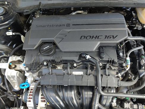 Used 2025 Kia K4 FWD image 30
