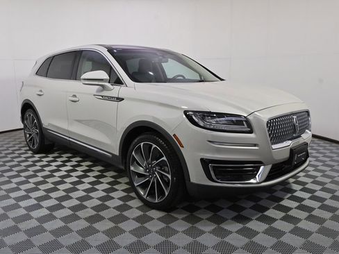 Used 2019 Lincoln Nautilus Select image 8