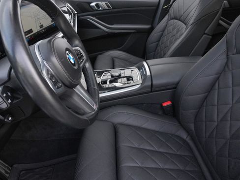 Used 2024 BMW X5 sDrive40i w/ M Sport Package RWD image 12