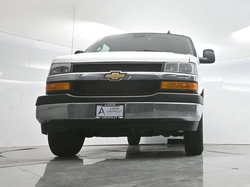 Used 2025 Chevrolet Express 3500 LT w/ LT Preferred Equipment Group RWD image 53