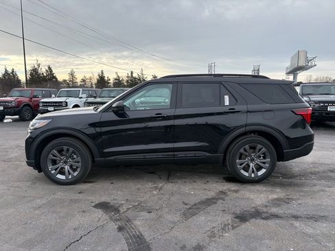 New 2026 Ford Explorer Active w/ Active Comfort Package image 5