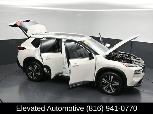 Used 2021 Nissan Rogue SL FWD image 33