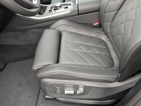 New 2026 BMW X5 xDrive50e w/ Parking Assistance Package image 4