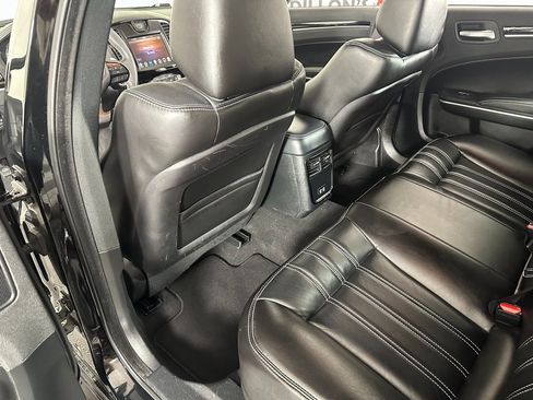 Used 2023 Chrysler 300 S image 21