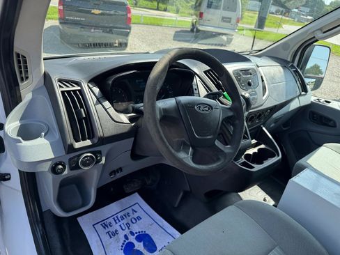 Used 2015 Ford Transit 150 130 Low Roof RWD image 22