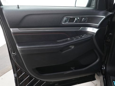 Used 2016 Ford Explorer Sport w/ Equipment Group 401A AWD/4WD image 21
