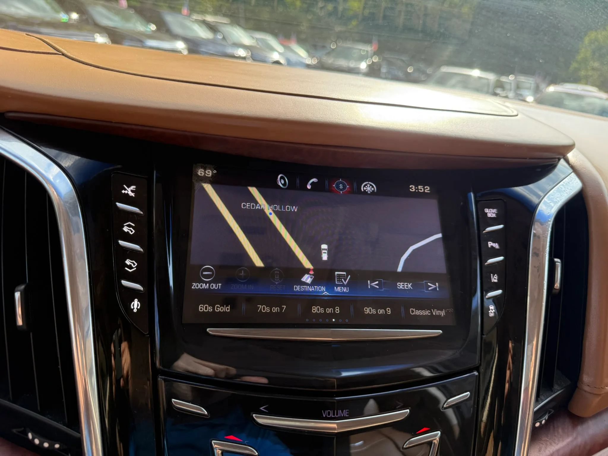 Used 2015 Cadillac Escalade ESV Platinum AWD/4WD image 40
