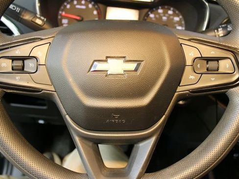 Used 2023 Chevrolet TrailBlazer LT w/ Convenience Package AWD/4WD image 18