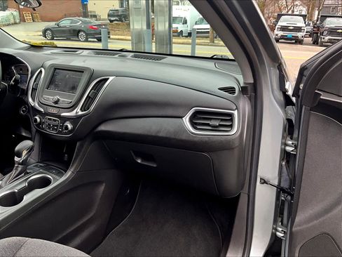 Used 2024 Chevrolet Equinox LT image 13