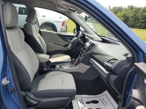 Used 2021 Subaru Forester Premium AWD/4WD image 24