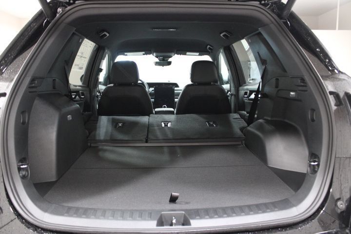 New 2026 GMC Terrain AT4 w/ Convenience Package III AWD/4WD image 13