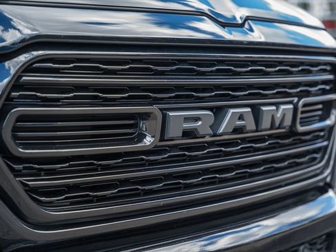 Used 2022 RAM 1500 Limited AWD/4WD image 12