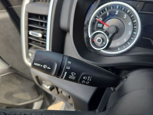 Used 2019 RAM 1500 Big Horn RWD image 22