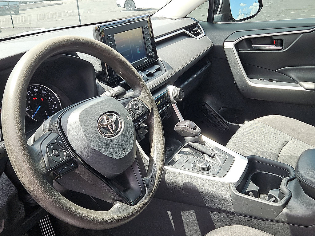 Certified 2021 Toyota RAV4 XLE w/ Convenience Package AWD/4WD image 12